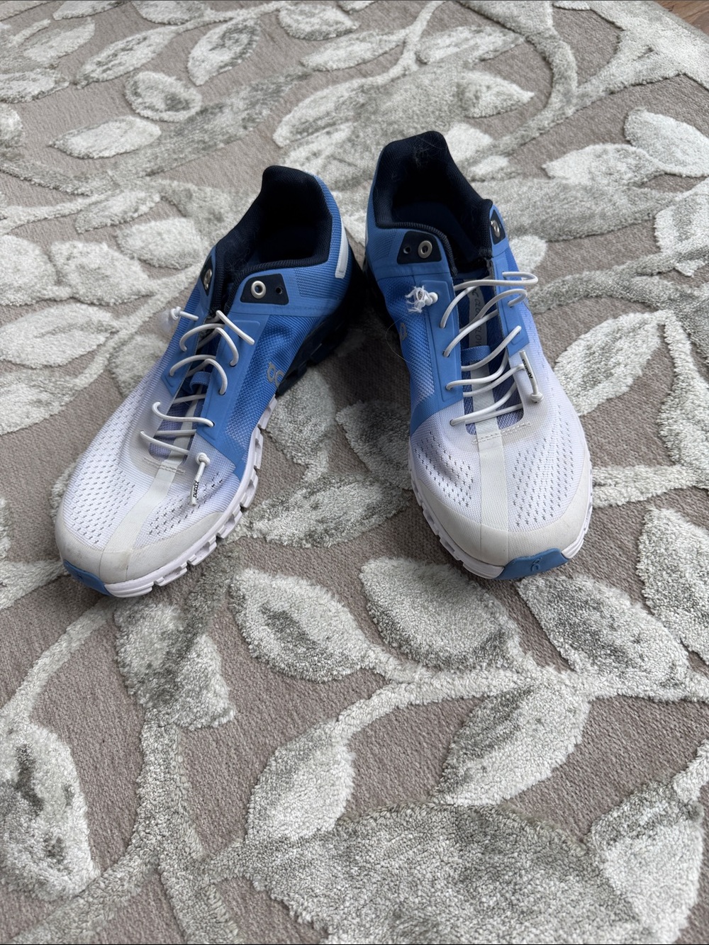 WoMen's Lightweight On Running Shoes - White & Blue
